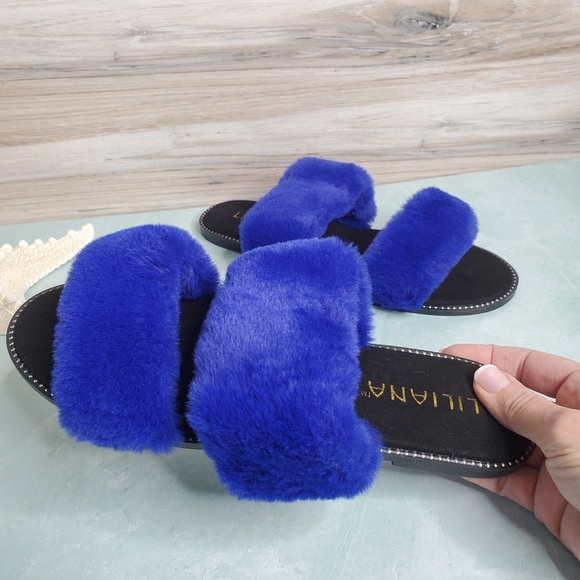 NEW Liliana Blue Fur Double Band Flat Slides - Picture 3 of 7